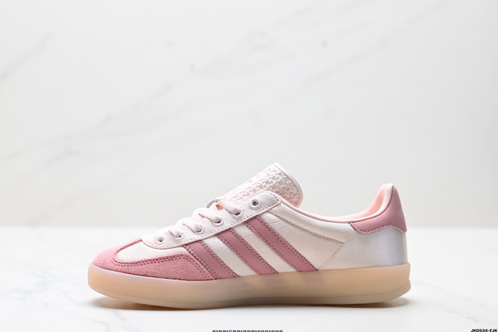 アディダス オリジナルズ Gazelle INdoor クローバー カジュアル 滑り止め・耐磨耗 ロートップ スケートシューズ