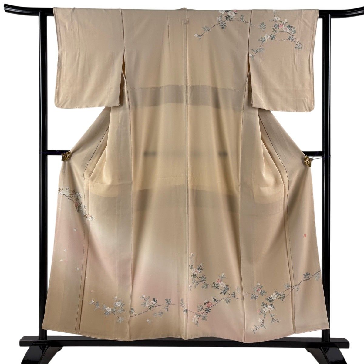 【美品】 訪問着 身丈155.5cm 裄丈61cm S 袷 落款 桜 花びら ぼかし ベージュ 正絹 秀品 一つ紋 【中古】