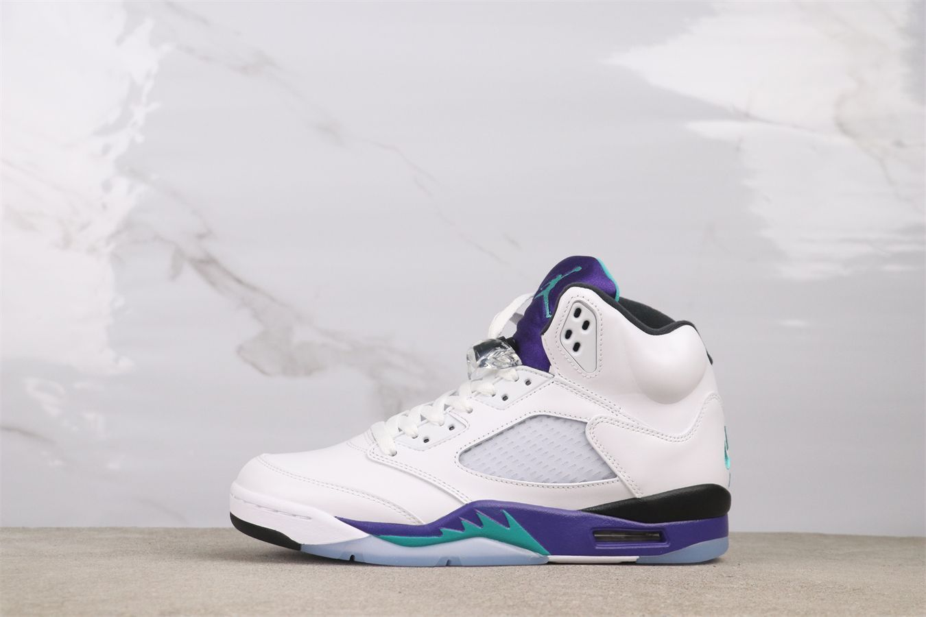 【今日特価】Air Jordan 5 エアジョーダン 5 HQ7978-100 ホワイト紫ブドウ-WTO輸入2