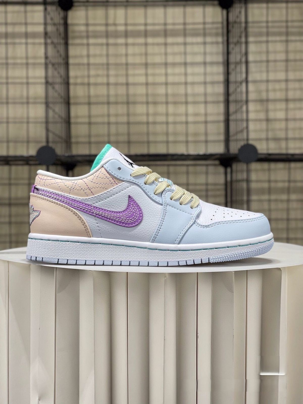 お値下げしました??即購入 箱付新品?? Air Jordan 1 Low AJ1 FV3623-151 男女兼用ジョーダン