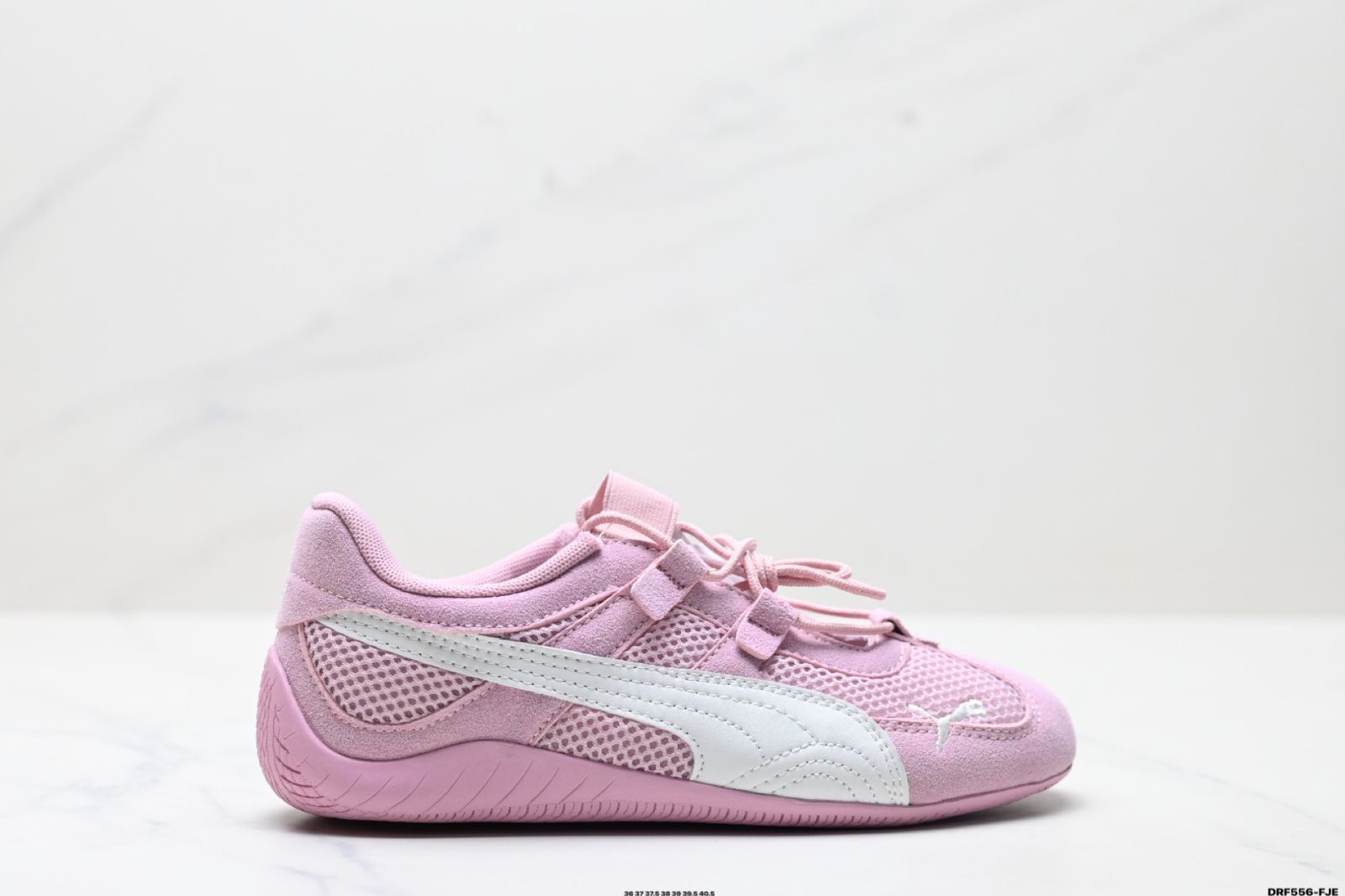 Puma Speedcat GO WNS（プーマ スピードキャット GO WNS）　彪馬（プーマ）　滑り止めと耐磨耗性を備えたライフスタイルレジャースニーカー