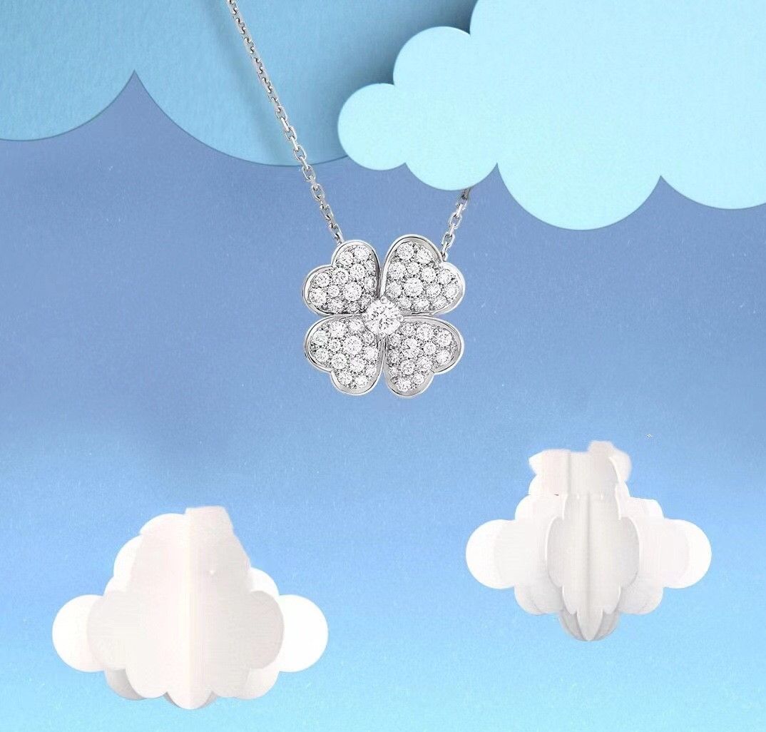 [Van Cleef & Arpels]ヴァン クリーフ＆アーペル VCA Frivoleシリーズ 四つ葉のクローバー ダイヤモンド ネックレス｜本日限定特価｜新品未使用-WTO輸入2