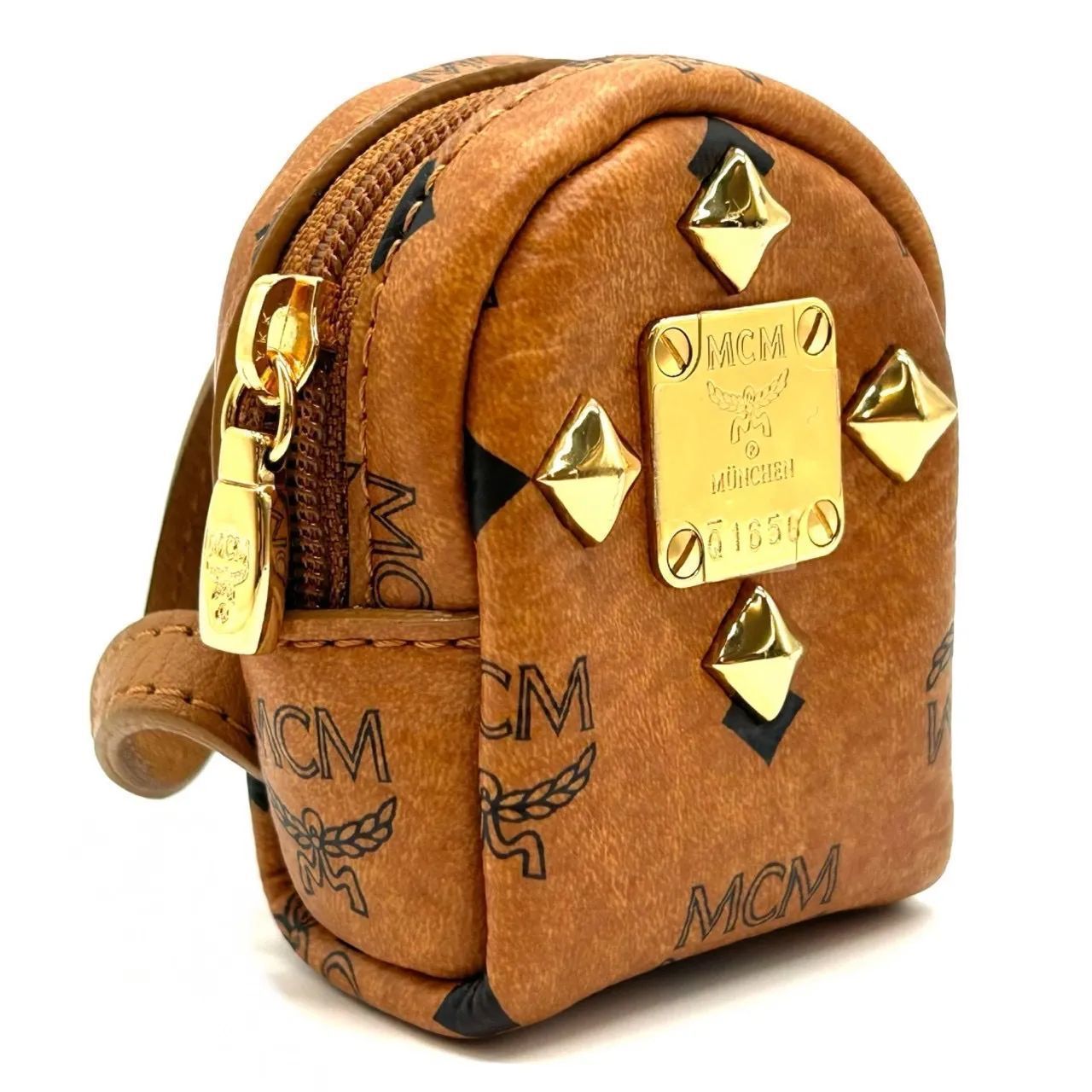 MCM エムシーエム リュックモチーフ チャーム ポーチ スタッズ ヴィセトス キャメル レザー ギフト プレゼント