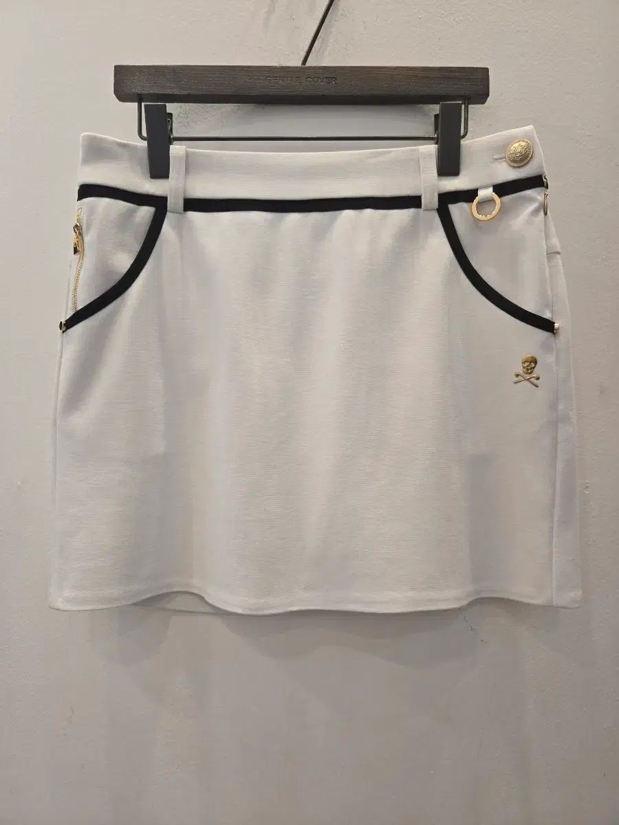 百貨店購入ーMARK & LONA マークアンドロナ スカート