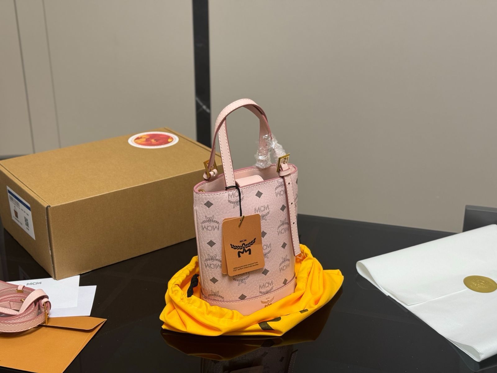 【今日特価】MCM Bucket Bag・エムシーエム バケットバッグ-WTO輸入3
