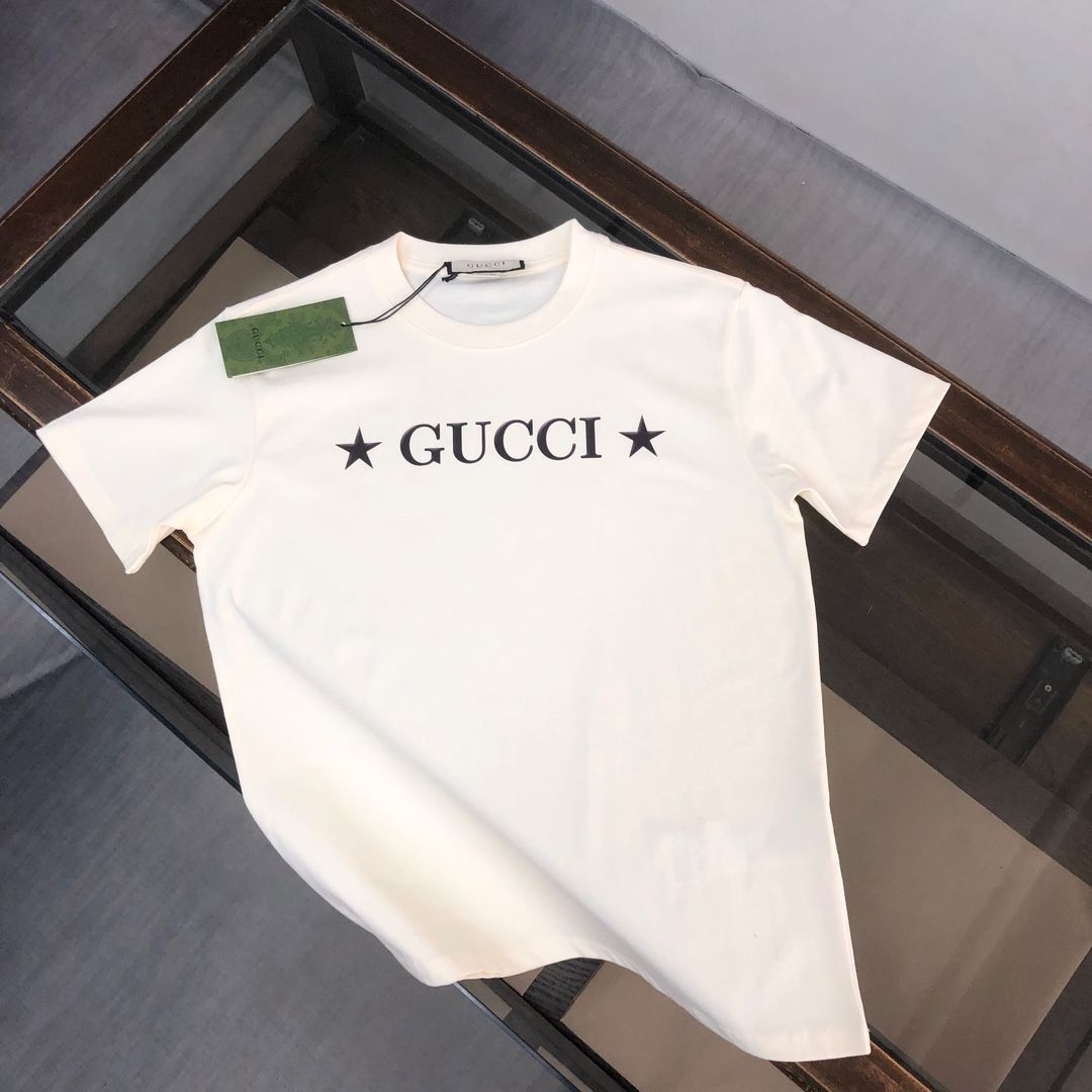 【本日限定特価】GUCCI 春夏 ロゴプリントTシャツ [本日特価|新品未使用品]