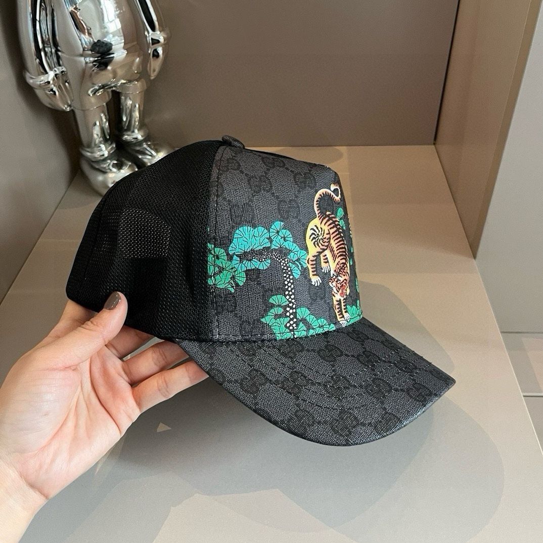 Gucci（グッチ）メッシュベースボールキャップ、男女兼用で外注の大量生産モデル
