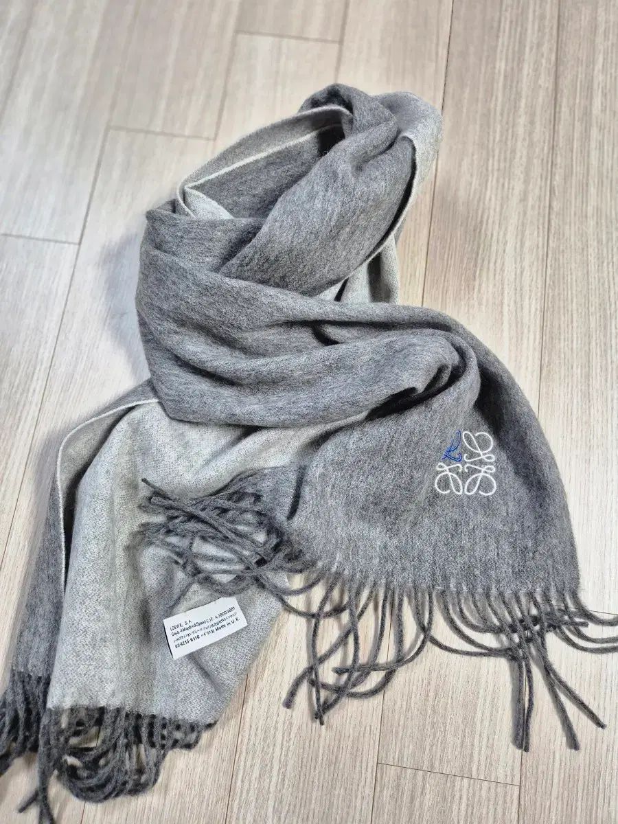 LOEWE ロエベ カシミア マフラー グレー (ほぼ新品) 22,450円