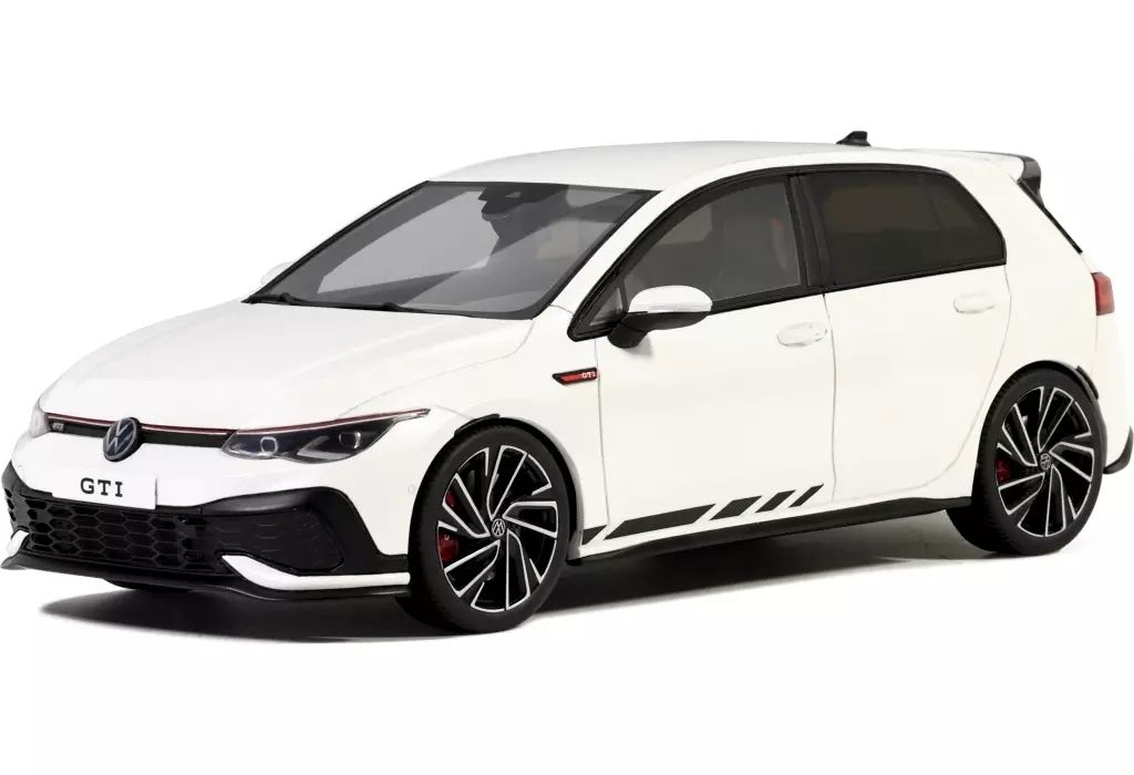 【新品】ミニカー 1/18 フォルクスワーゲン ゴルフ VIII GTI クラブスポーツ 2021(ホワイト) [OTM986]