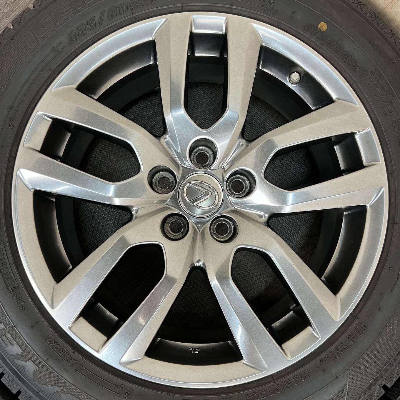 ホイールのみ]純正 ホイール 18インチ LEXUS NX 5x114.3 #105D40426
