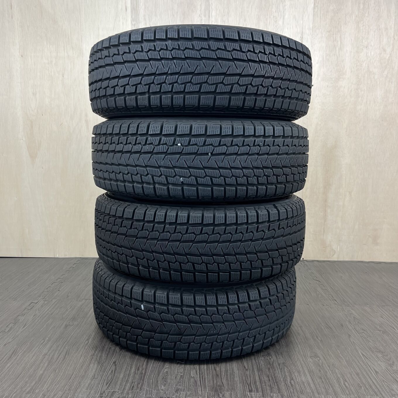 [タイヤのみ]スタッドレスタイヤ 225/65R17 YOKOHAMA ICE GUARD G075 4本セット #107T40426