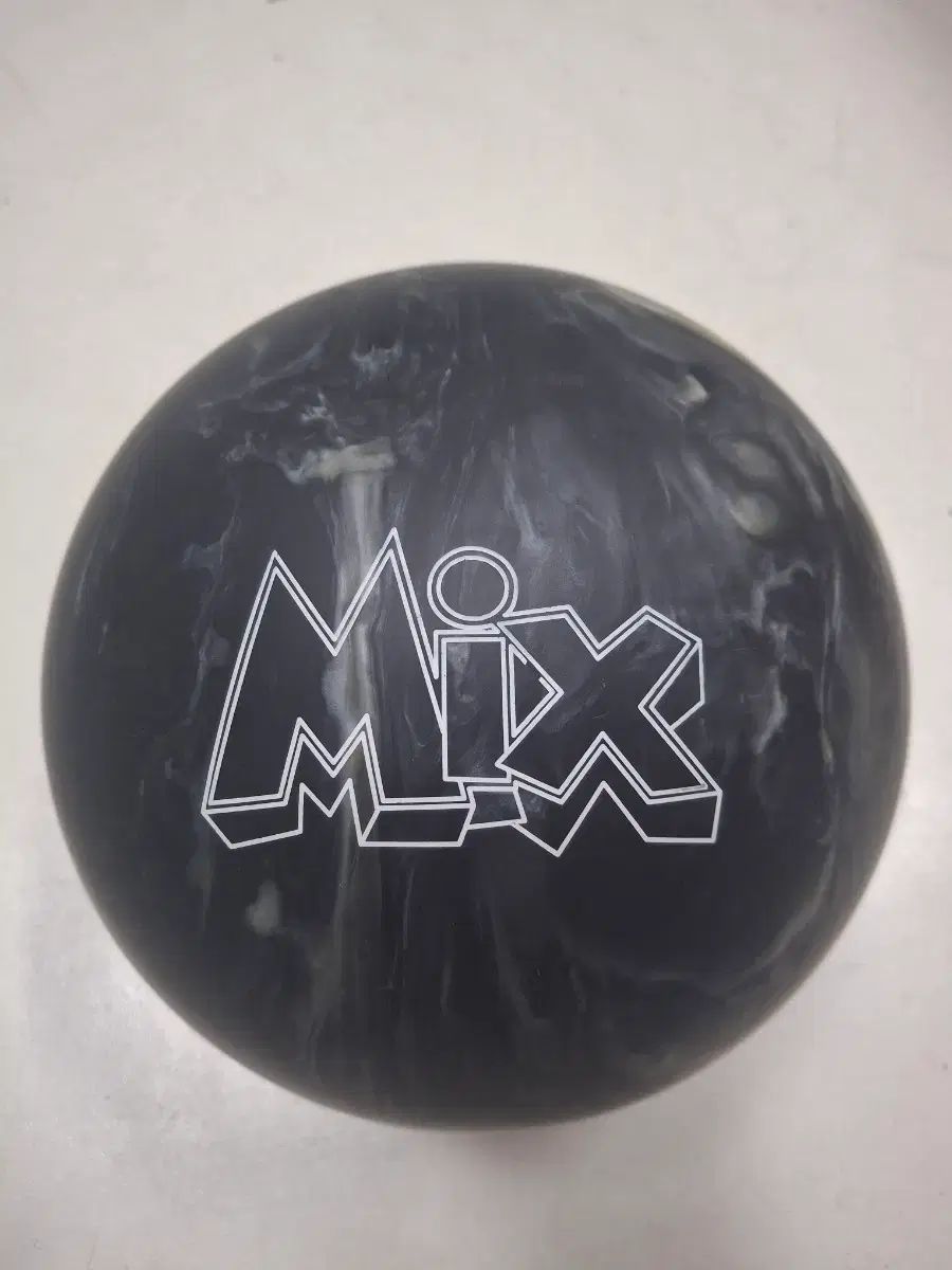 中古ボーリングボール-ストーム ミックス ブラックシルバーパール-ハードボール- 14 パウンド-トゥーPing 即時 使用