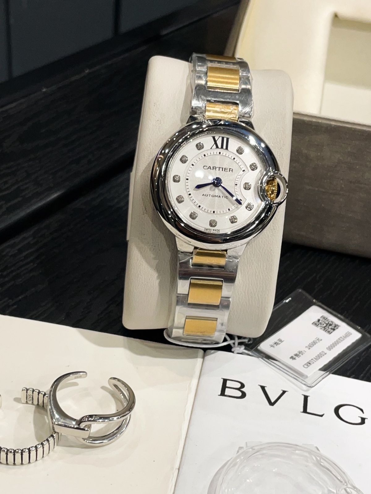 [Cartier] ブルーボア 33mm レディースウォッチ - 専用ケース・カード・袋付き｜本日限定特価｜新品未使用