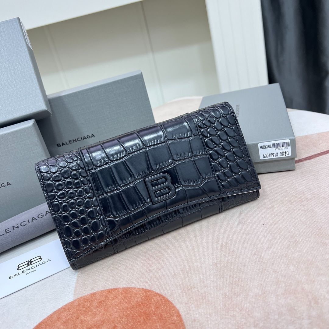【今日特価】Balenciaga ラージウォレット, クロコダイルエンボス加工, ブラック, 大容量で実用的なデザイン！[本日特価|新品未使用品]