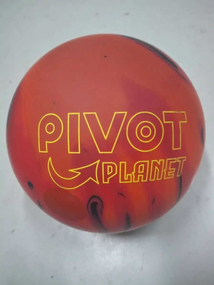 中古ボーリングボール-エボナイト(EBONITE) ピボット プラネット-フックボール- 15 パウンド-トゥーPing 即時 使用