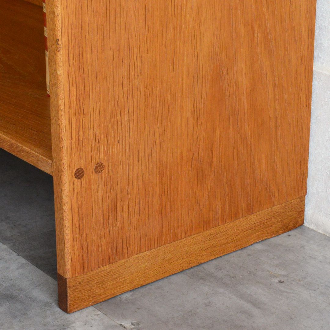 Hans J. Wegner (ハンス・ウェグナー） RY8 ブックシェルフ デンマーク