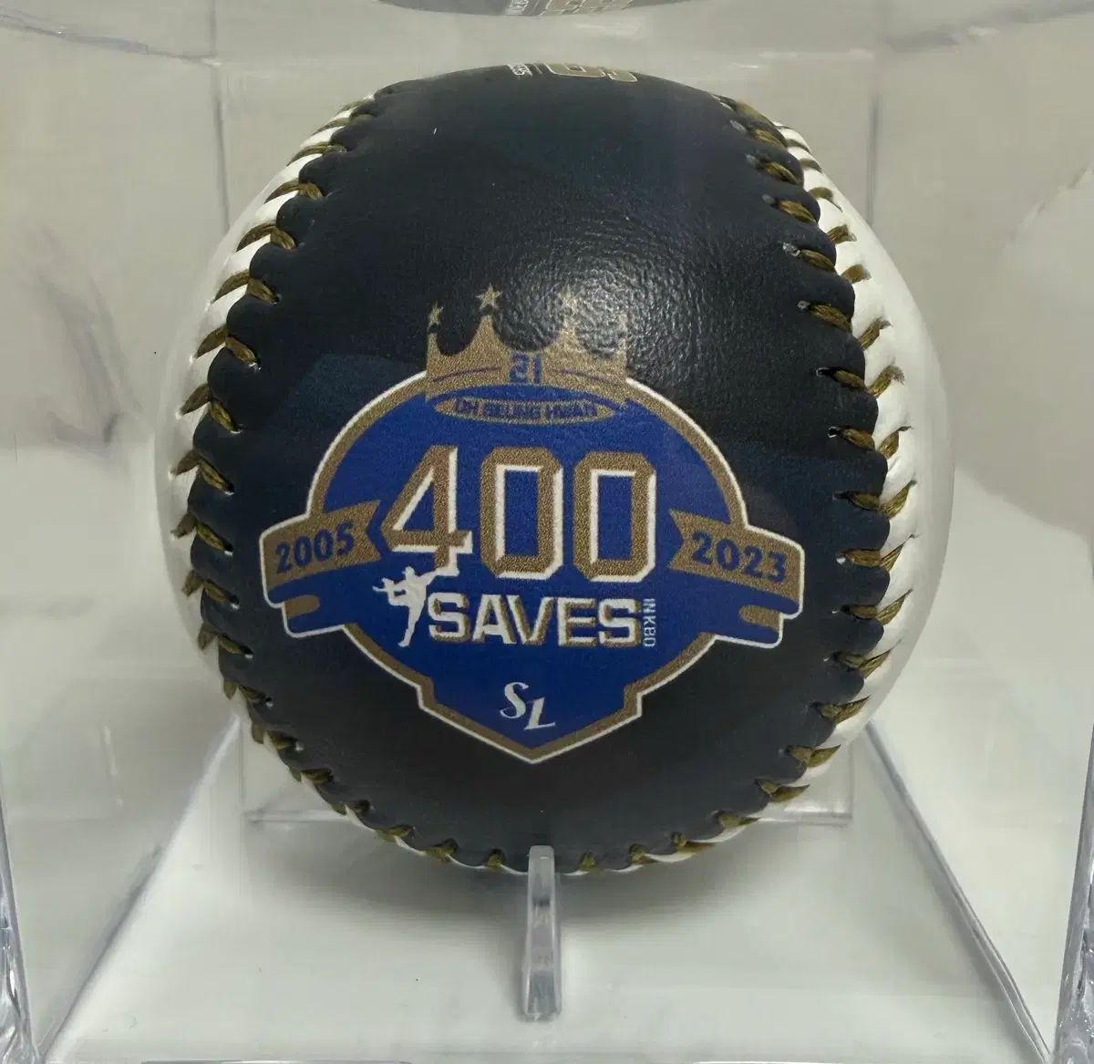 サムスン・ライオンズ オ・スンファン（呉昇桓） 400 セーブ 記念球 + キーホルダー
