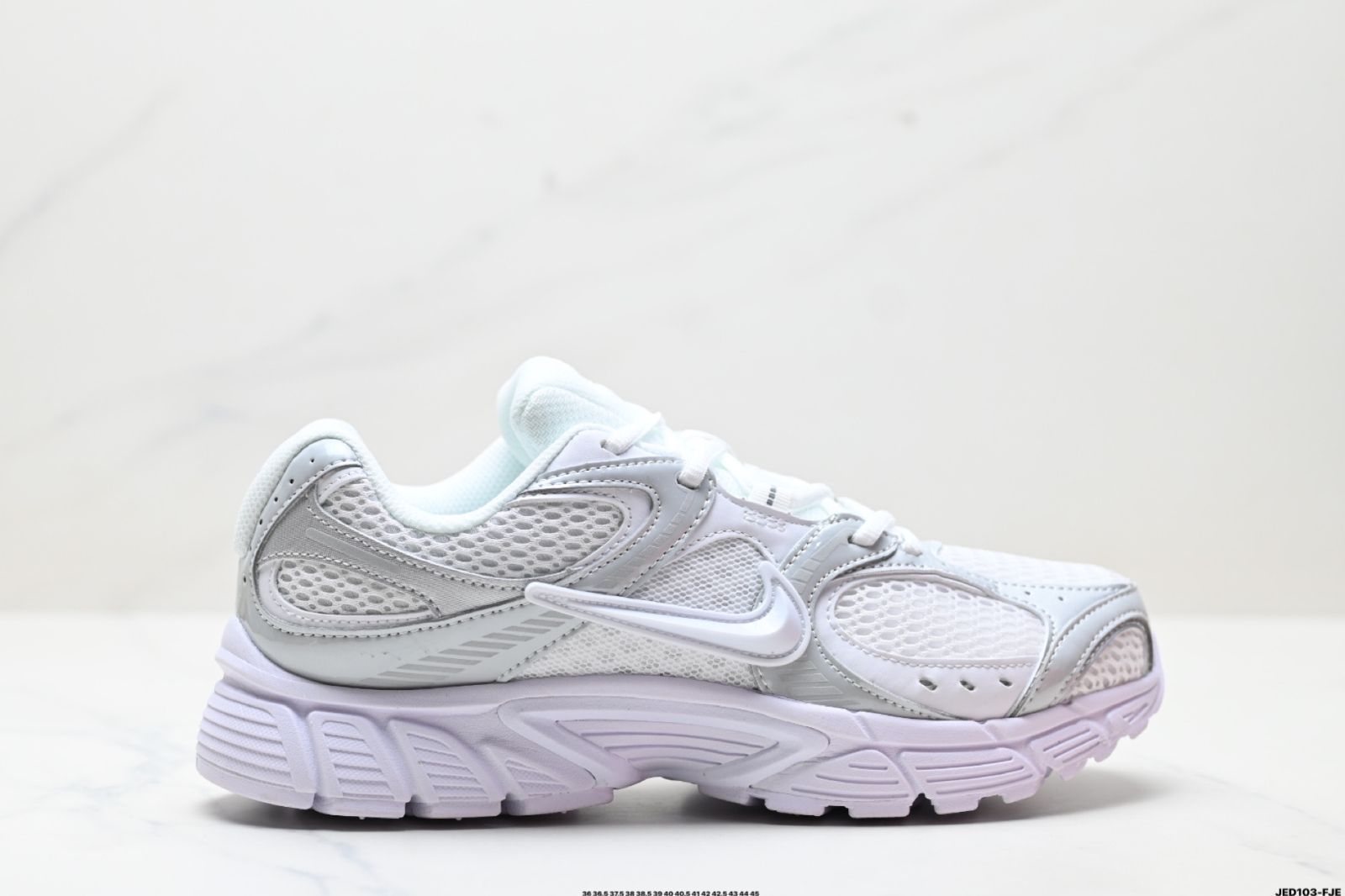 Nike V5 RNR、ナイキ 快適でユニバーサルな滑り止め性能があり、摩耗に強いロートップカジュアルシューズ-MM輸入1