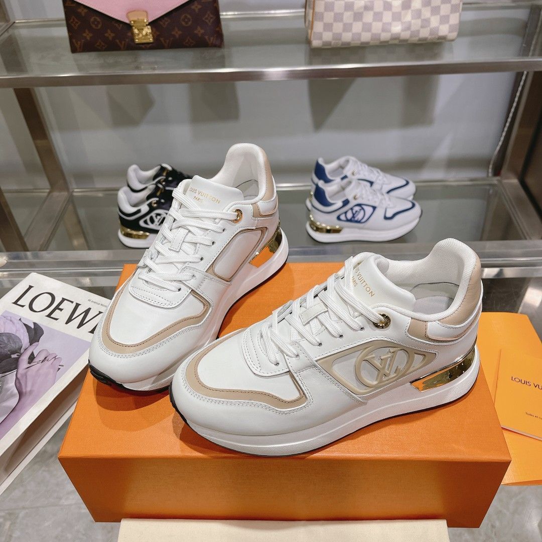 Louis Vuitton Neo Run Away 女性のロートップカジュアルシューズ