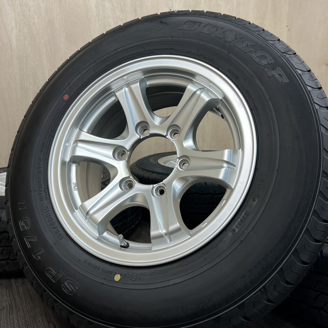 [セット]WEDS 15インチ + DUNLOP サマータイヤ 195/80R15 #121S40426