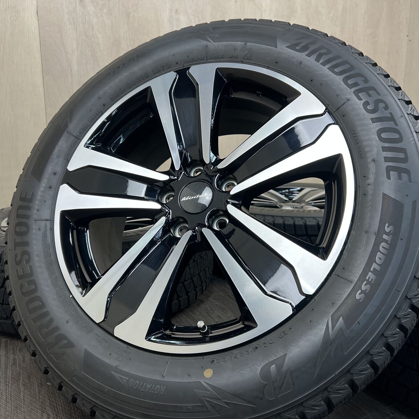[セット]純正HONDA 18インチ + BRIDGESTONE スタッドレスタイヤ 235/60R18 #123S40426