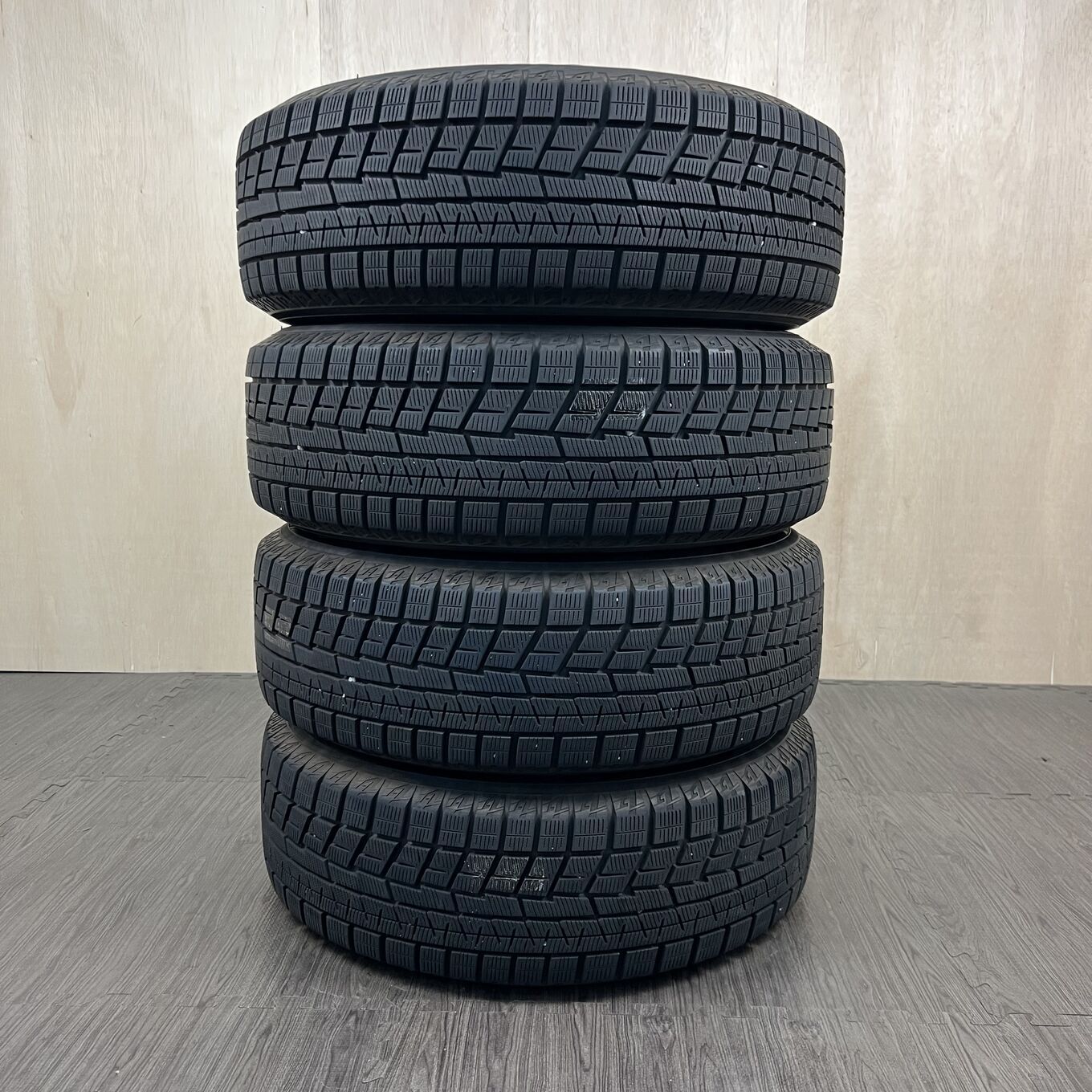 [タイヤのみ]サマータイヤ 215/65R16 YOKOHAMA ICE GUARD IG60 4本セット #125T40426