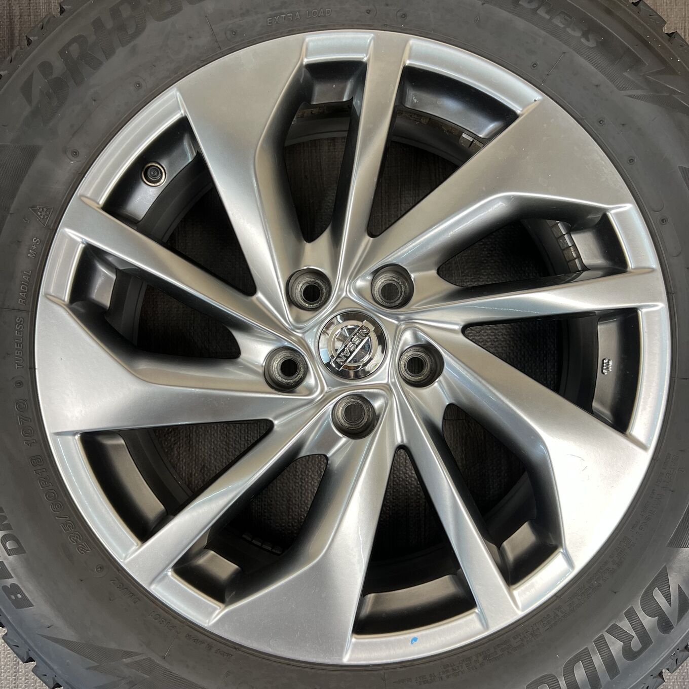 ホイールのみ]純正 ホイール 18インチ NISSSAN X-TRAIL 5x114.3