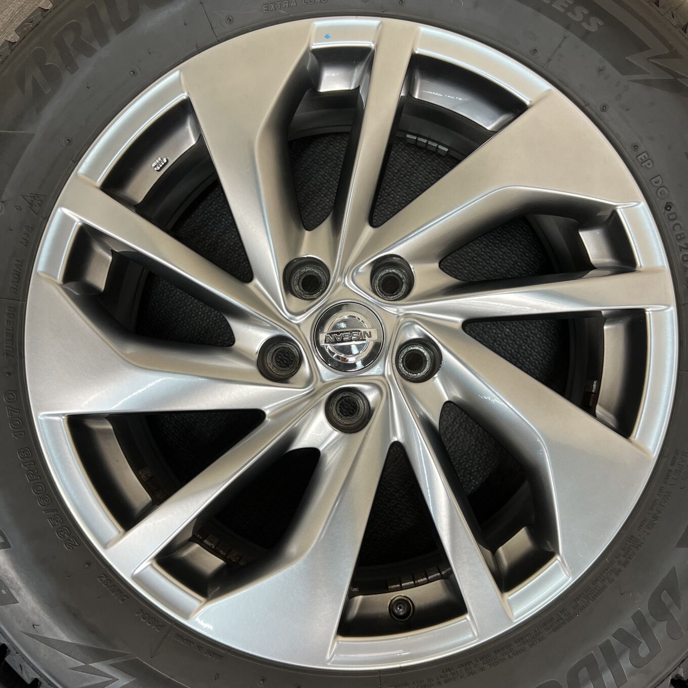 ホイールのみ]純正 ホイール 18インチ NISSSAN X-TRAIL 5x114.3