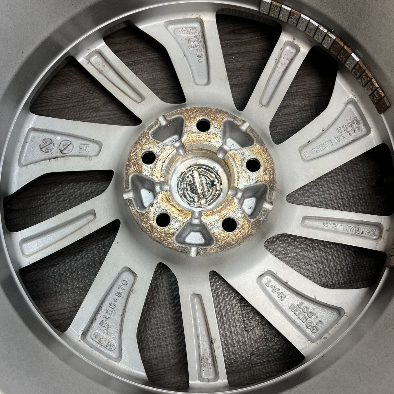 ホイールのみ]純正 ホイール 18インチ NISSSAN X-TRAIL 5x114.3