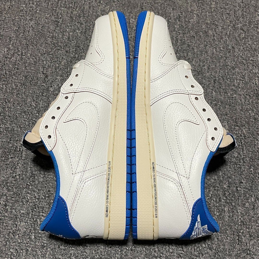 NIKE fraent x travis scott x air 1
