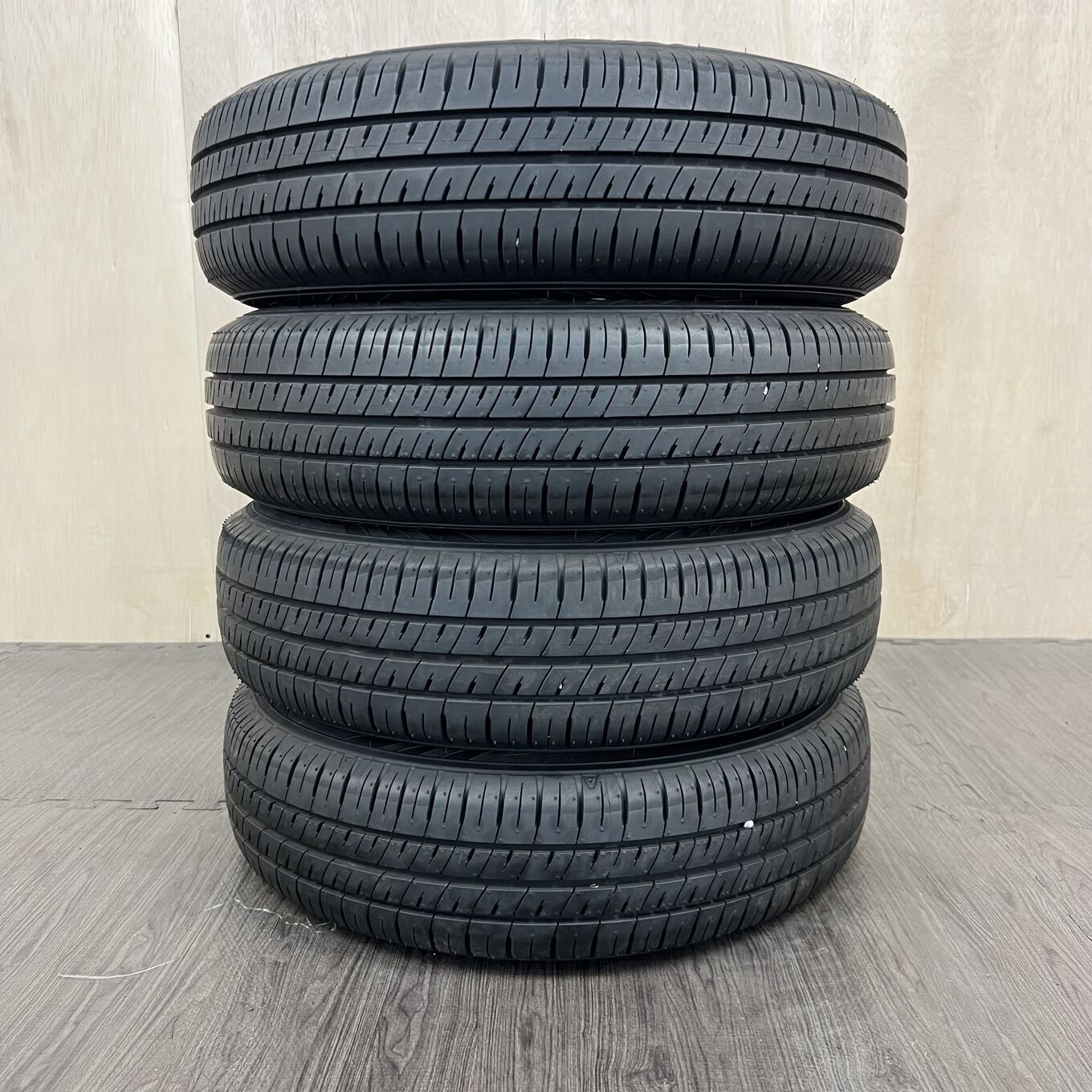[タイヤのみ]スタッドレスタイヤ 155/65R14 MAXRUN EFFICIA 4本セット #139T40426