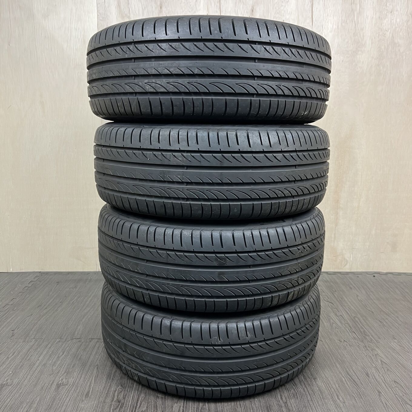 [タイヤのみ]サマータイヤ 215/45R18 PIRELLI POWERGY 4本セット #13T40426