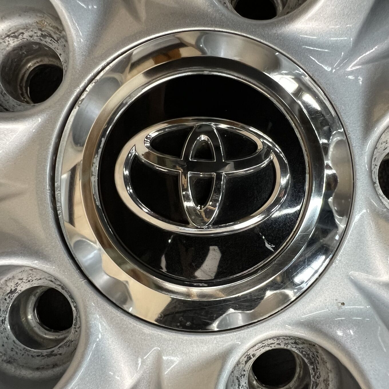 ホイールのみ]純正 ホイール 18インチ TOYOTA LAND CRUISER 6x139.7