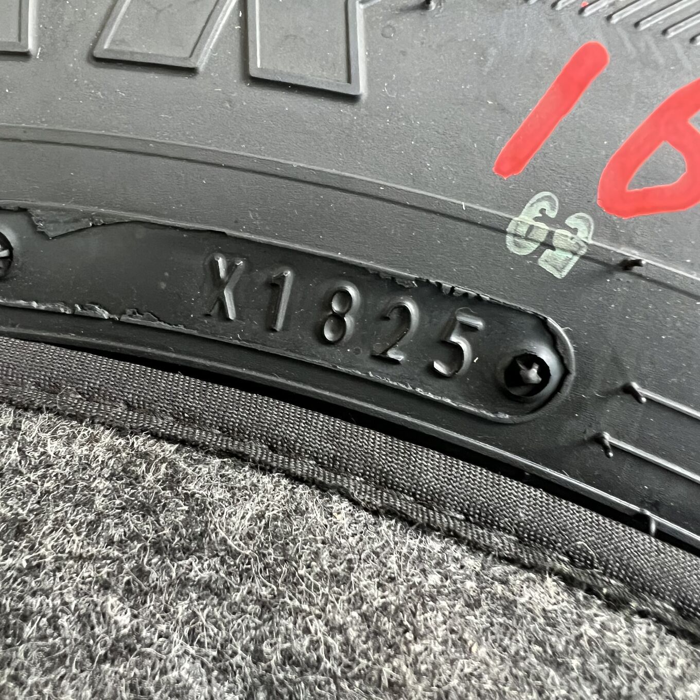 タイヤのみ]スタッドレスタイヤ 195/65R15 GOODYEAR ICE NAVI 7 4本 