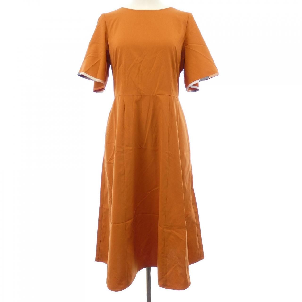 ブルーレーベルクレストブリッジ BLUE LABEL CRESTBRIDGE 55J34-398-81 ワンピース
