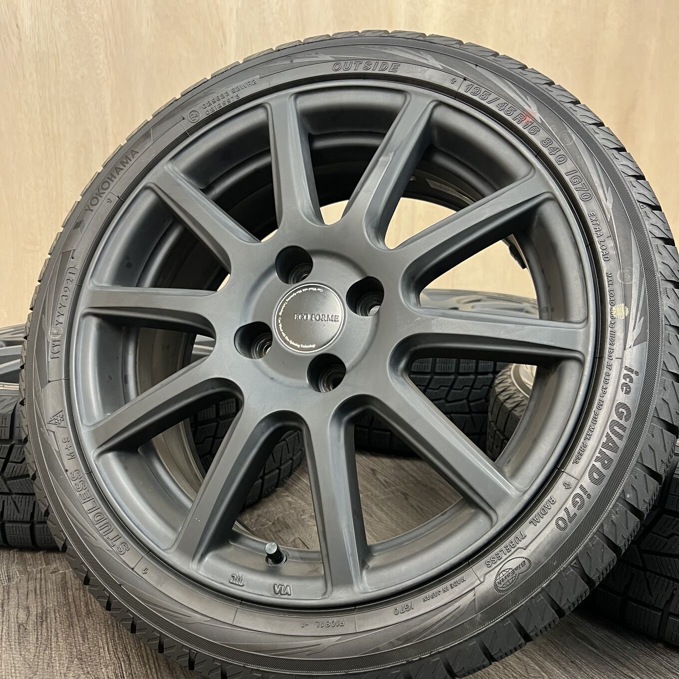 [セット]BRIDGESTONE 16インチ + YOKOHAMA スタッドレスタイヤ 195/45R16 #173S40426