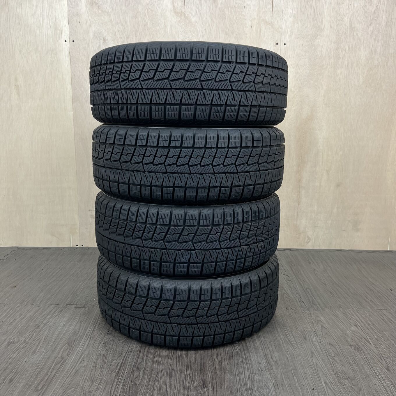 タイヤのみ]スタッドレスタイヤ 195/45R16 YOKOHAMA ICE GUARD IG70 4