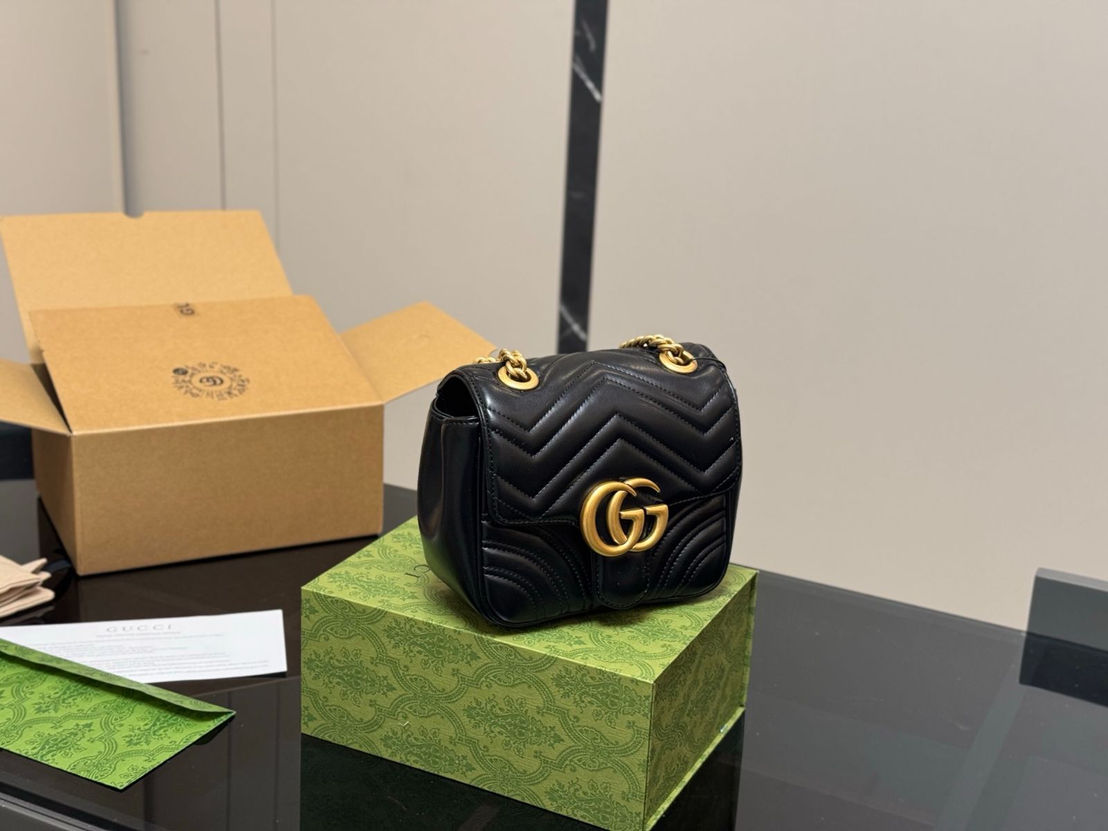 【今日特価】Gucci GG Marmont スクエアファット（グッチ GG マルモント スクエアファット）-WTO輸入3