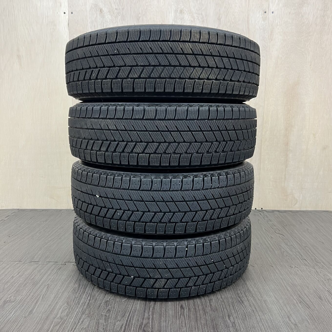 [タイヤのみ]スタッドレスタイヤ 165/65R14 BRIDGESTONE BLIZZAK VRX3 4本セット #179T40426 14,400円