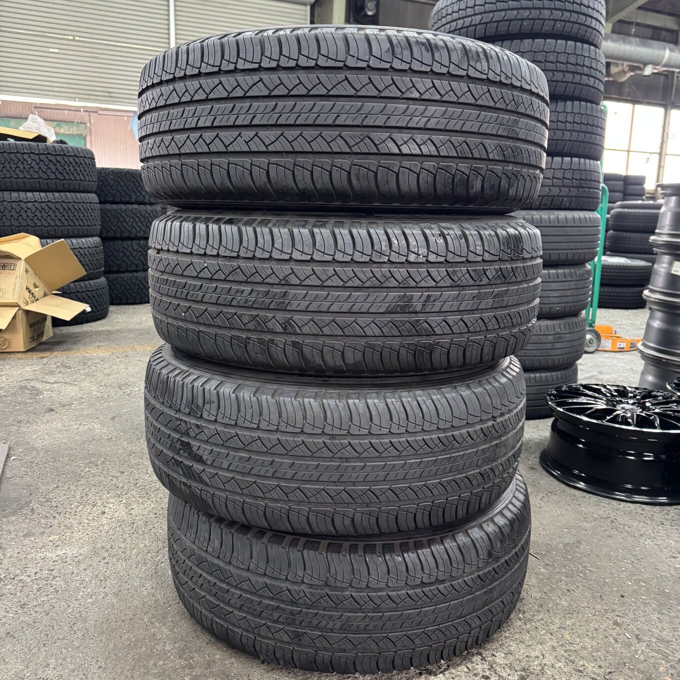 タイヤのみ]サマータイヤ 265/60R18 MICHELIN LATITUDE TOUR HP 4本