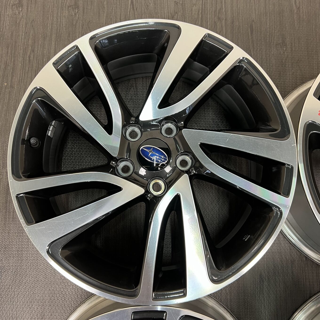 ホイールのみ] ホイール 18インチ SUBARU LEVORG VM 5x114.3