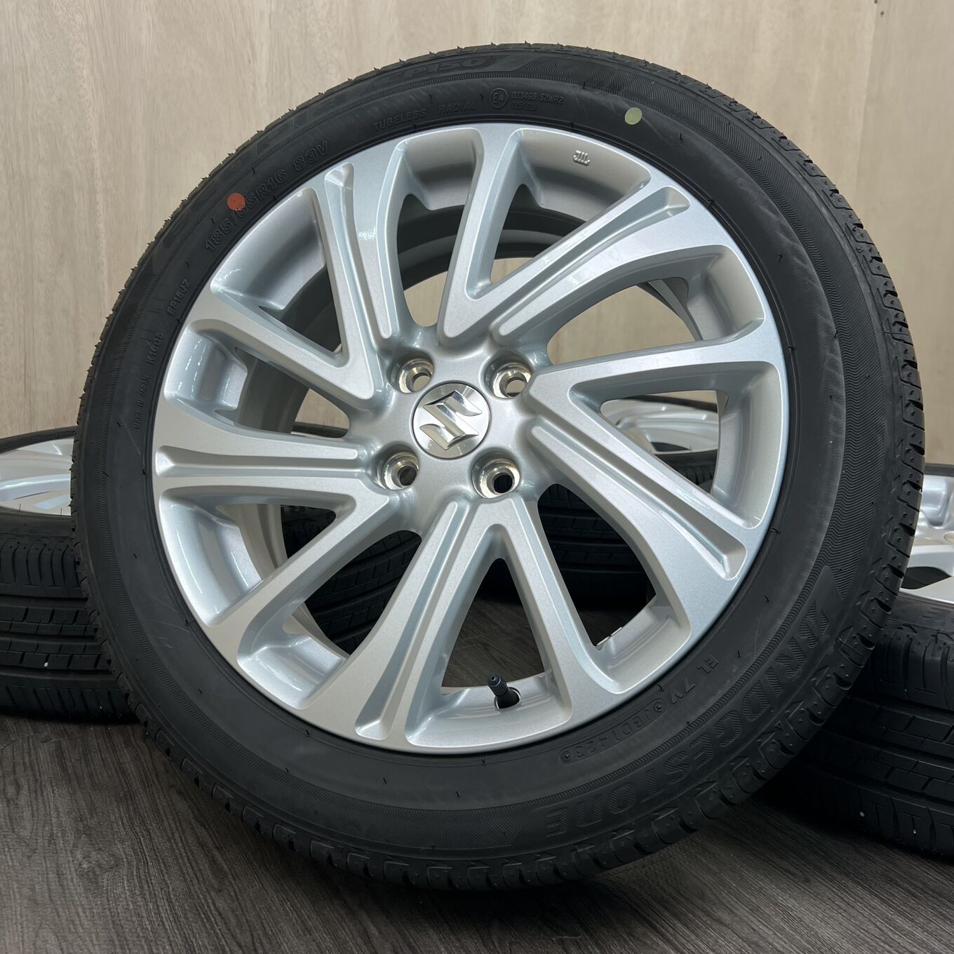 [セット]SUZUKI 16インチ + BRIDGESTONE サマータイヤ 185/55R16 #32S40426