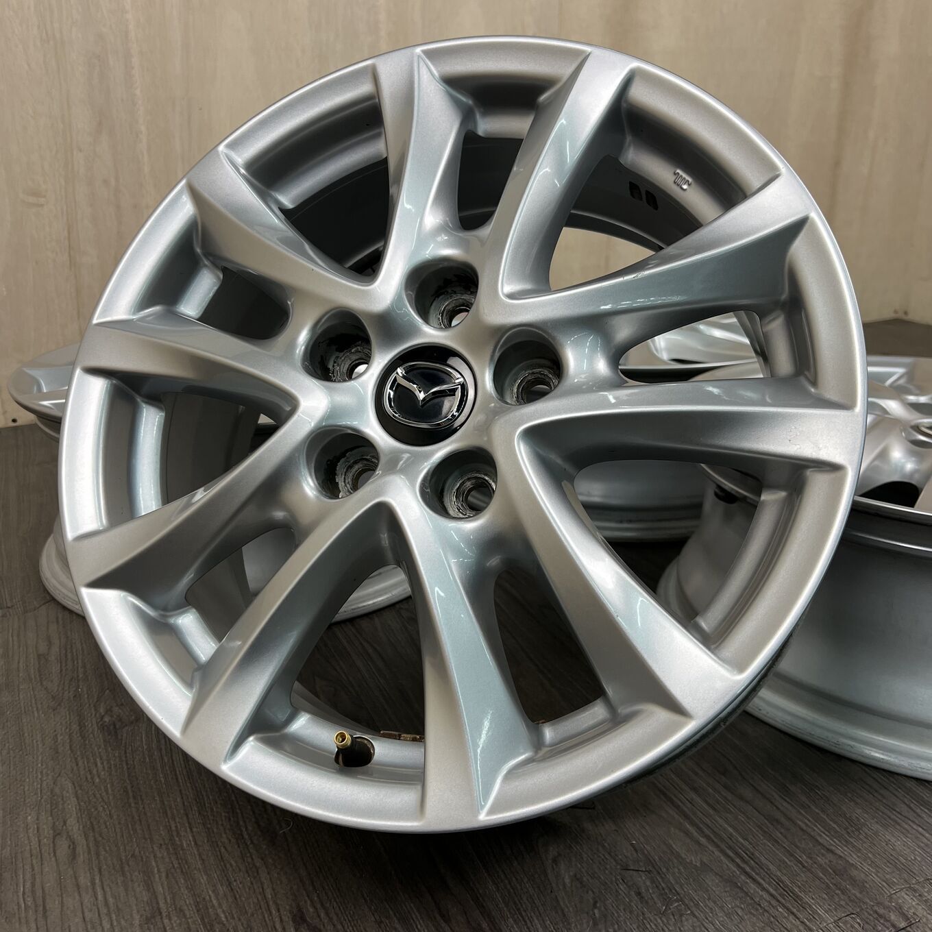 [セット]MAZDA 16インチ + BRIDGESTONE スタッドレスタイヤ 215/60R16 #428S40925