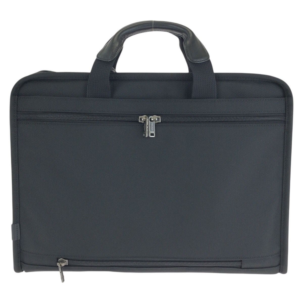 TUMI ALPHA 26108D4 2WAY ブリーフケース 美品 黒 美品 TUMI トゥミ ALPHA 2way ブラック 黒 ガンメタ金具 ナイロン
