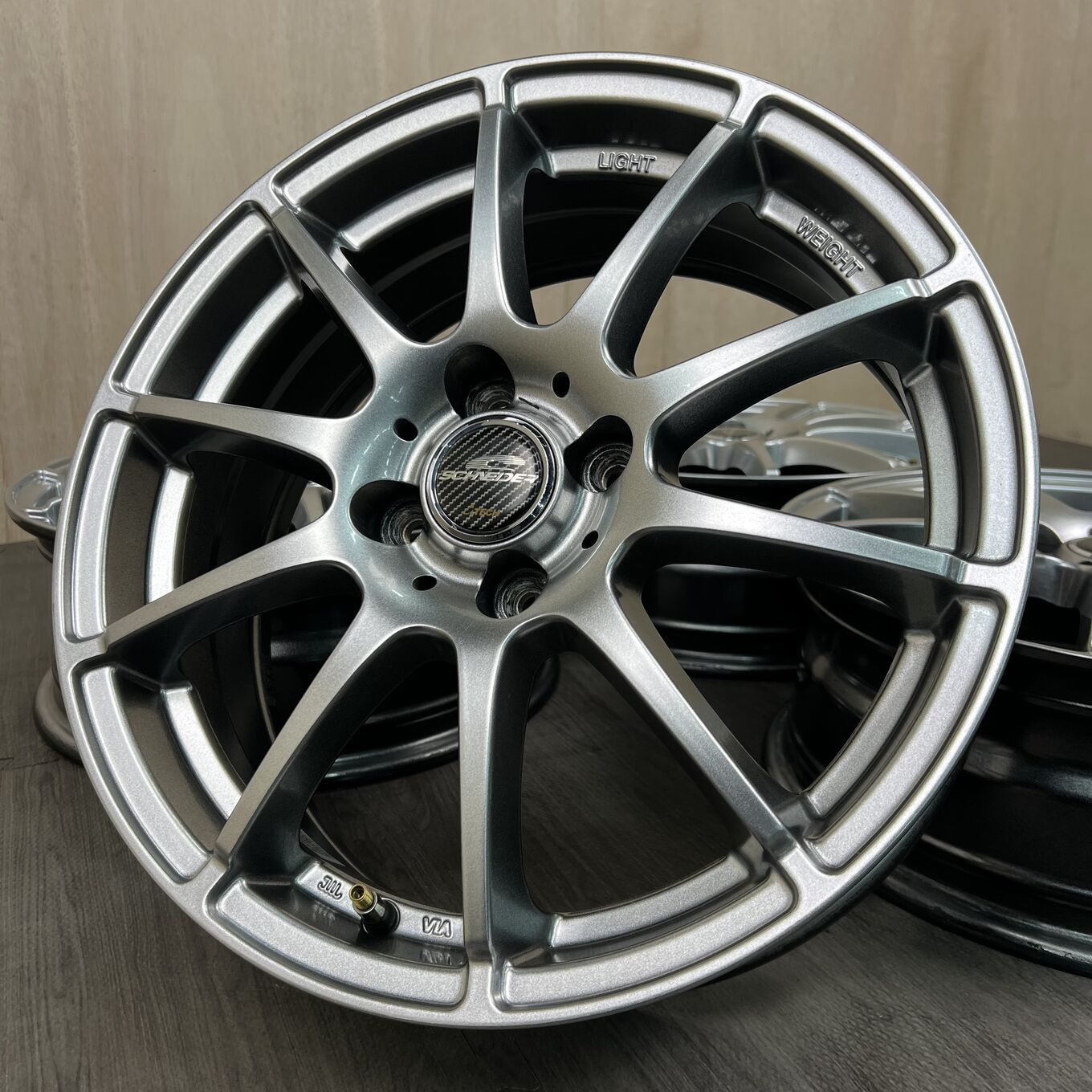 [セット]A-TECH 16インチ + GOODYEAR スタッドレスタイヤ 205/60R16 #447S40925