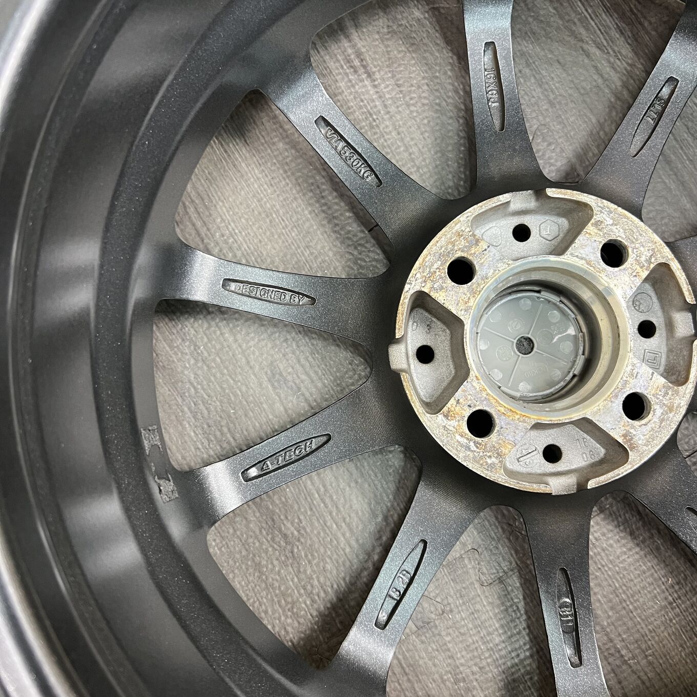 A-TECH SCHNEIDER 16インチ 4H 114.3 4本セット .: 軽量
