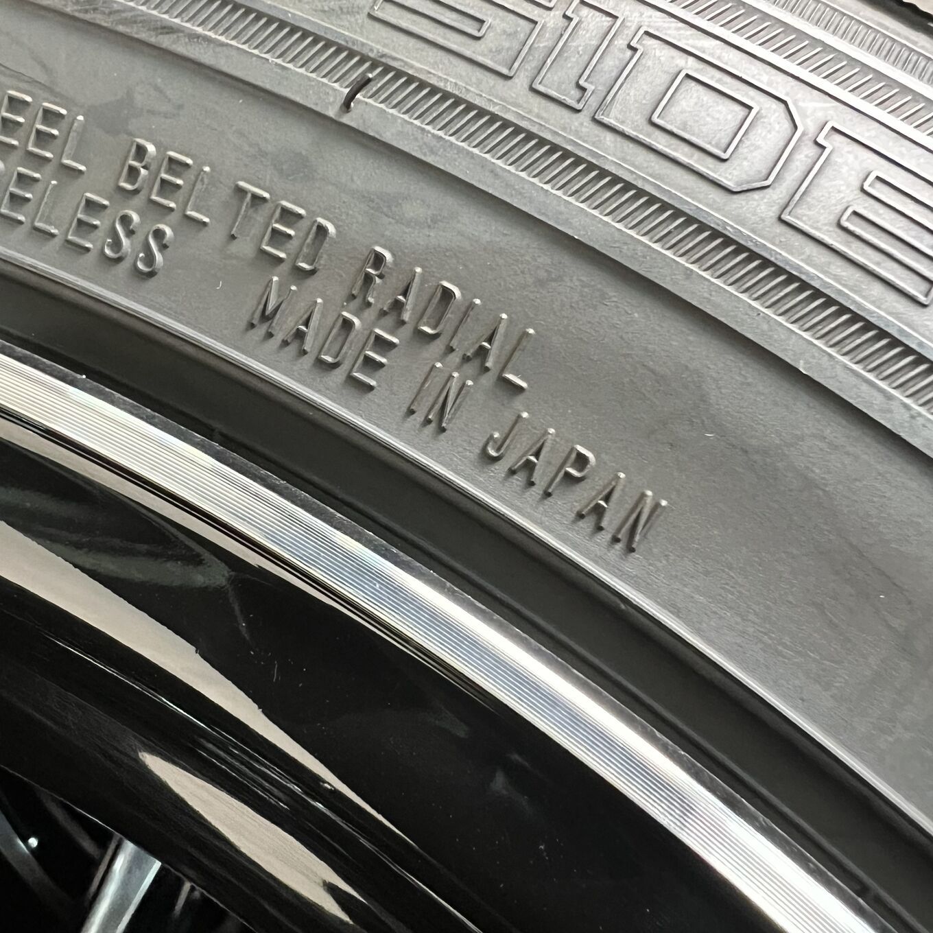 タイヤのみ]スタッドレスタイヤ 225/50R18 DUNLOP WINTER MAXX WM01 4