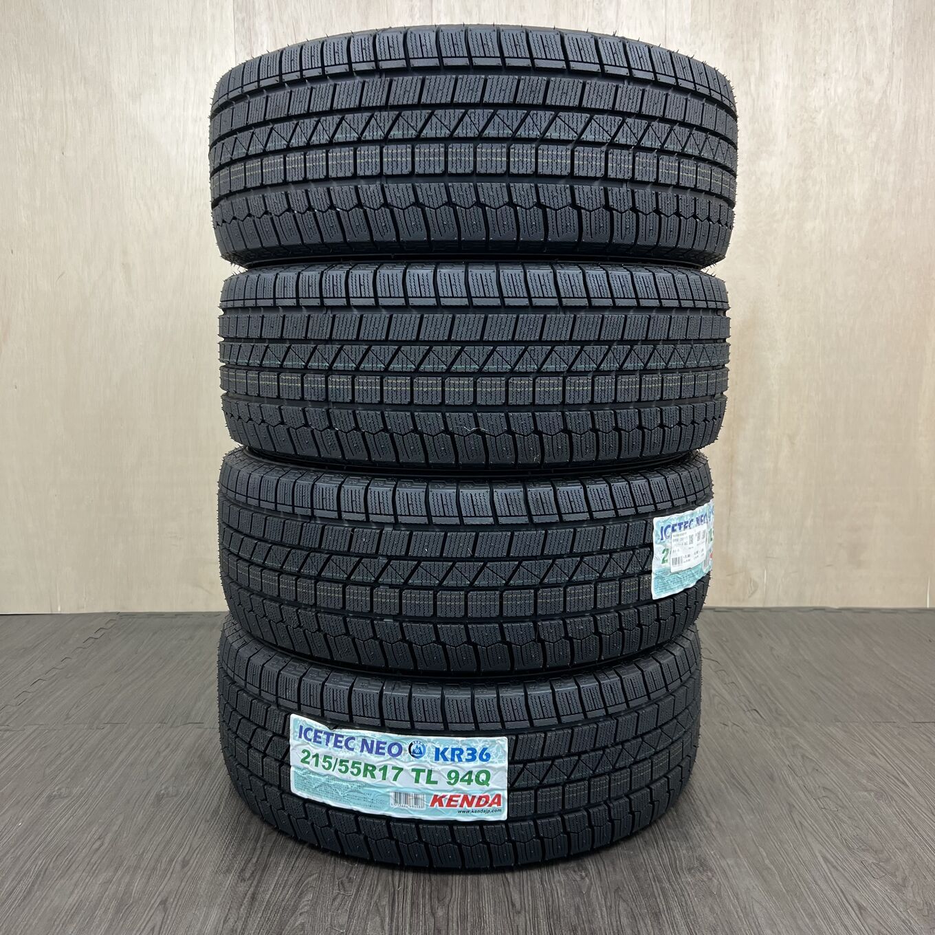 [タイヤのみ]スタッドレスタイヤ 215/55R17 Kenda KR36 4本セット #46T40426