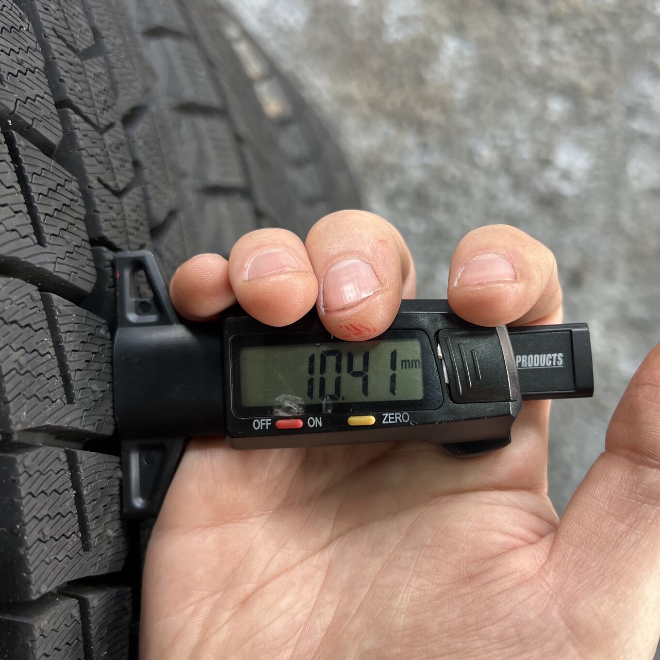 タイヤのみ]スタッドレスタイヤ 225/65R17 DUNLOP WINTER MAXX SJ8 4本