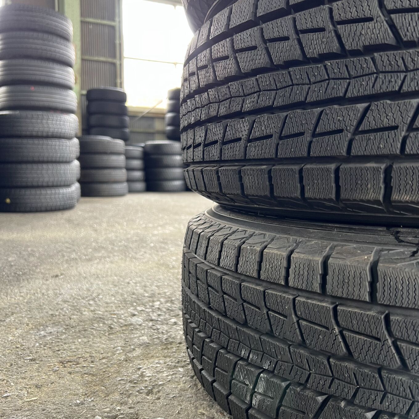 タイヤのみ]スタッドレスタイヤ 225/65R17 DUNLOP WINTER MAXX SJ8 4本